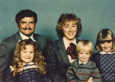 Stevefam.jpg (21964 bytes)